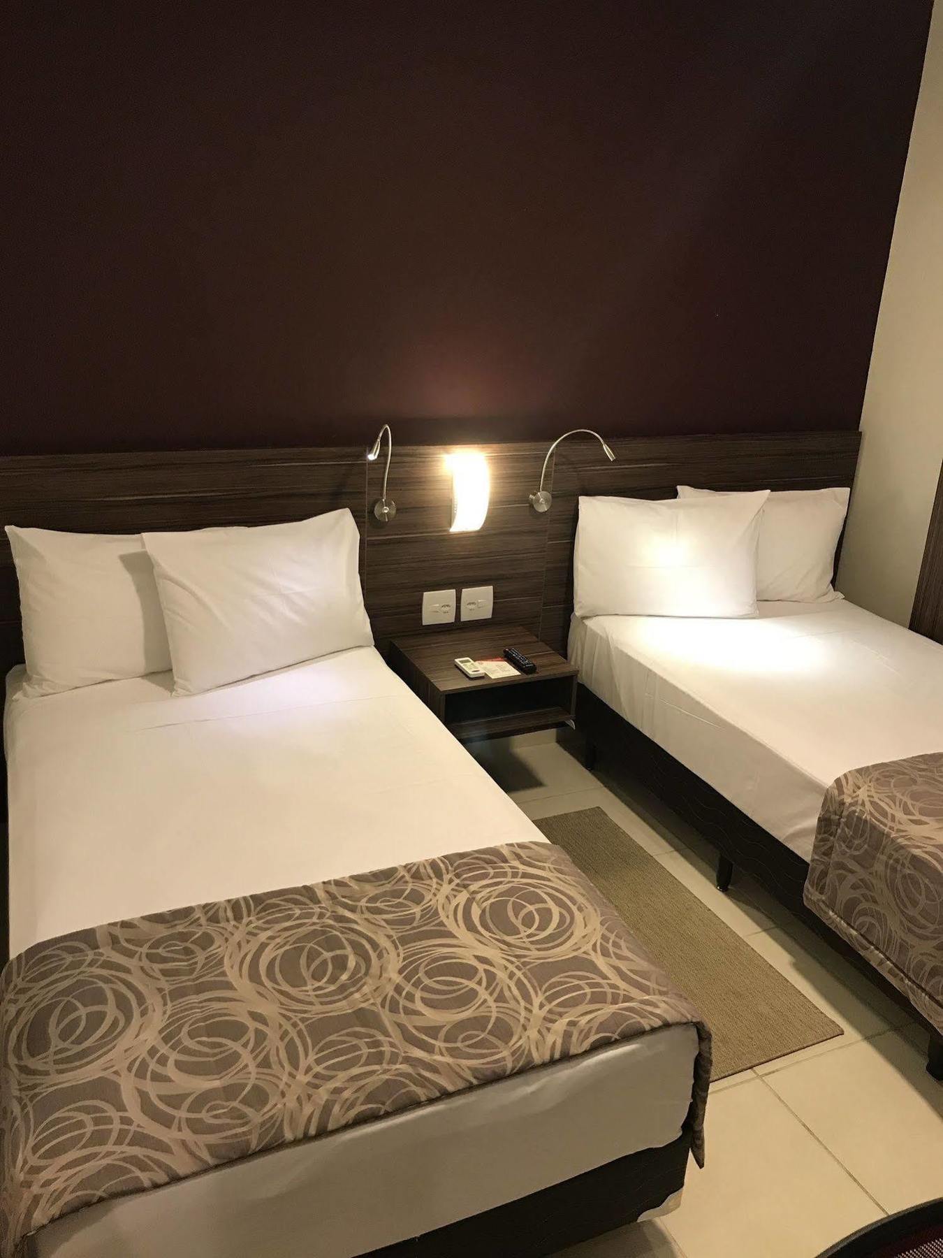 Nobile Inn Dutra Rio De Janeiro 圣若昂迪梅里蒂 外观 照片